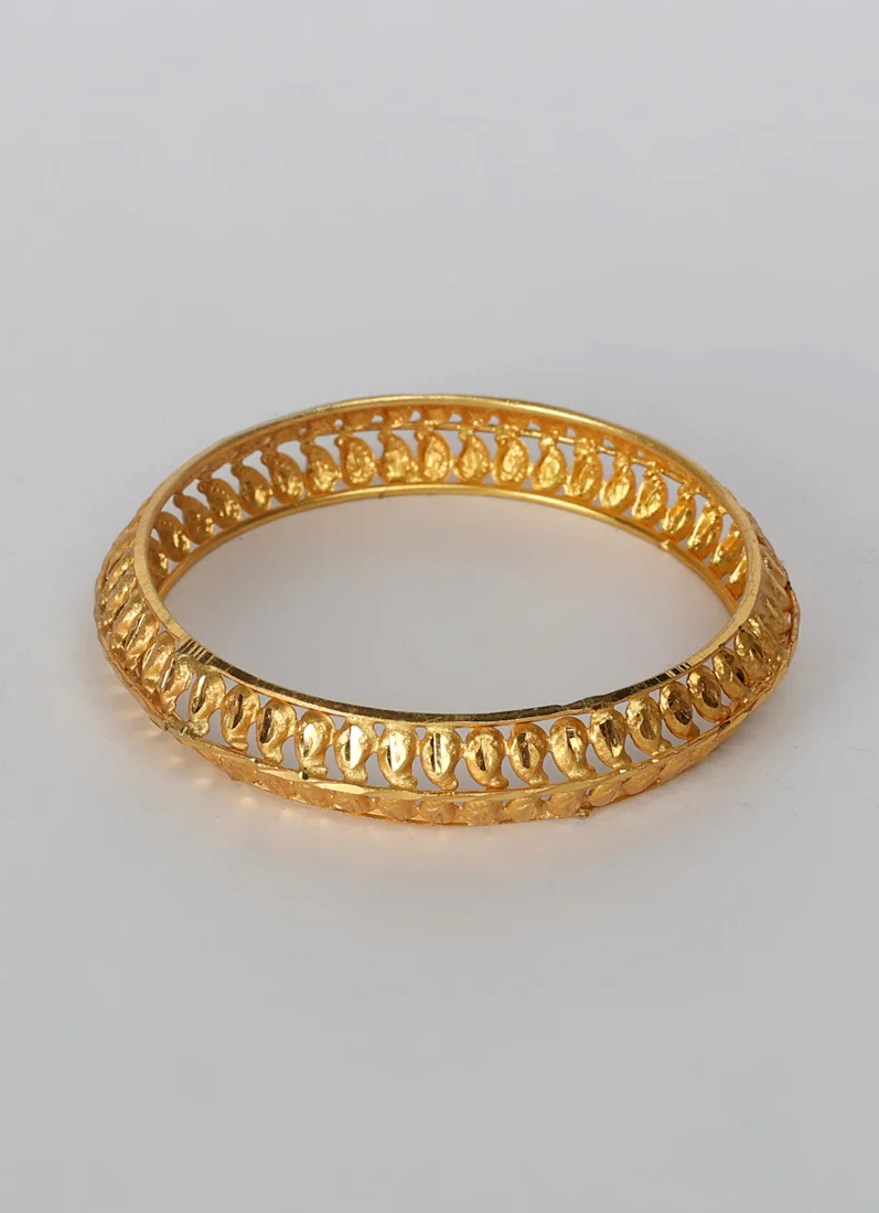 Pair of Ambi Leaf Gold Kara Set – Traditional Gold Bangles for Women - Image 4