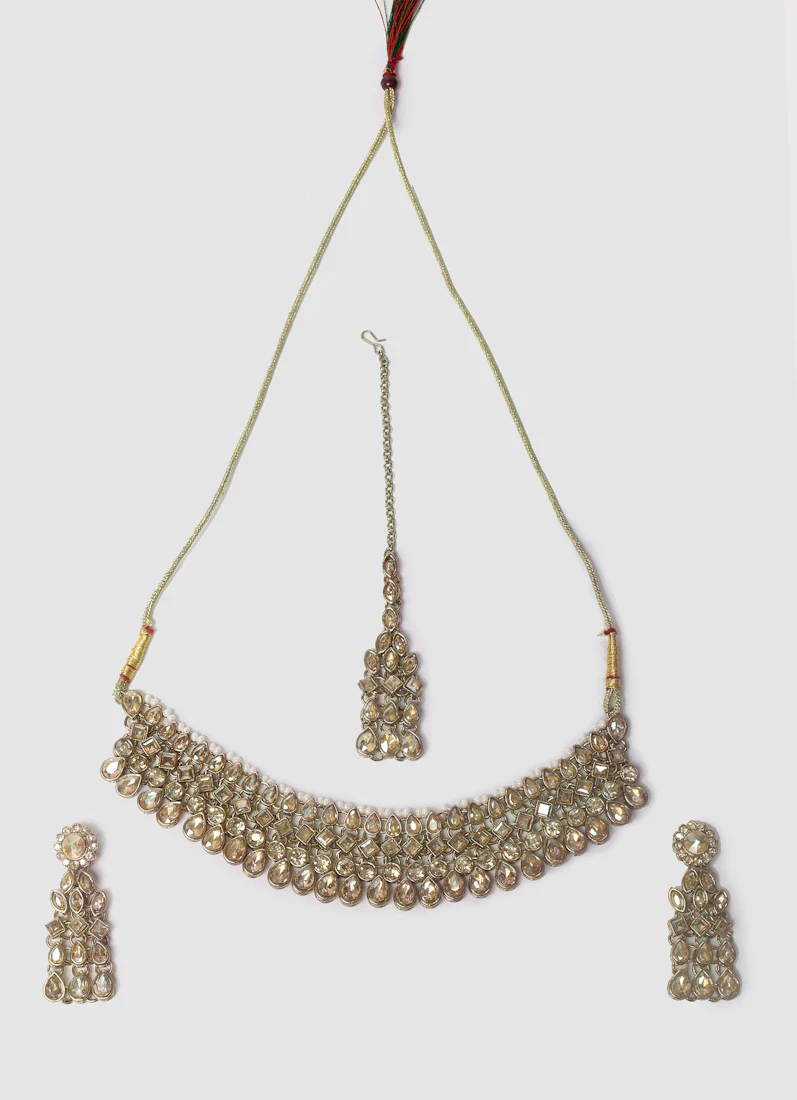 Beautiful Gold Diamanté Necklace Set - Image 2