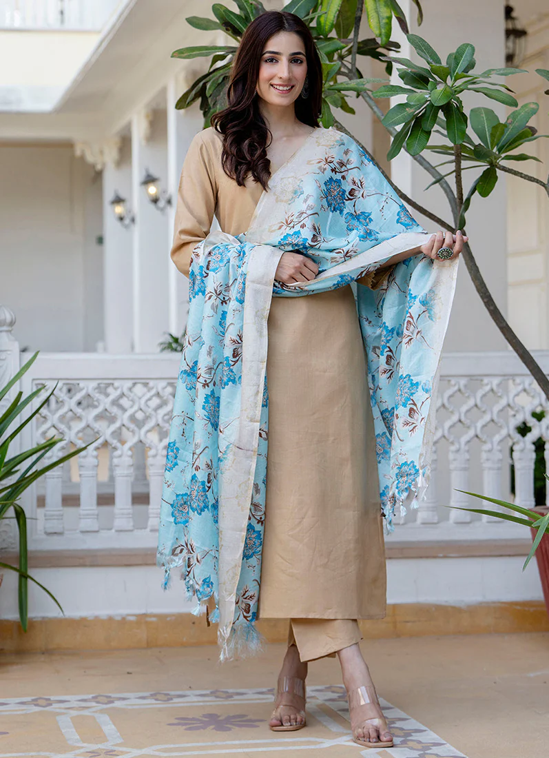 Beige Moss Crepe Straight Cut Suit Set - Image 3