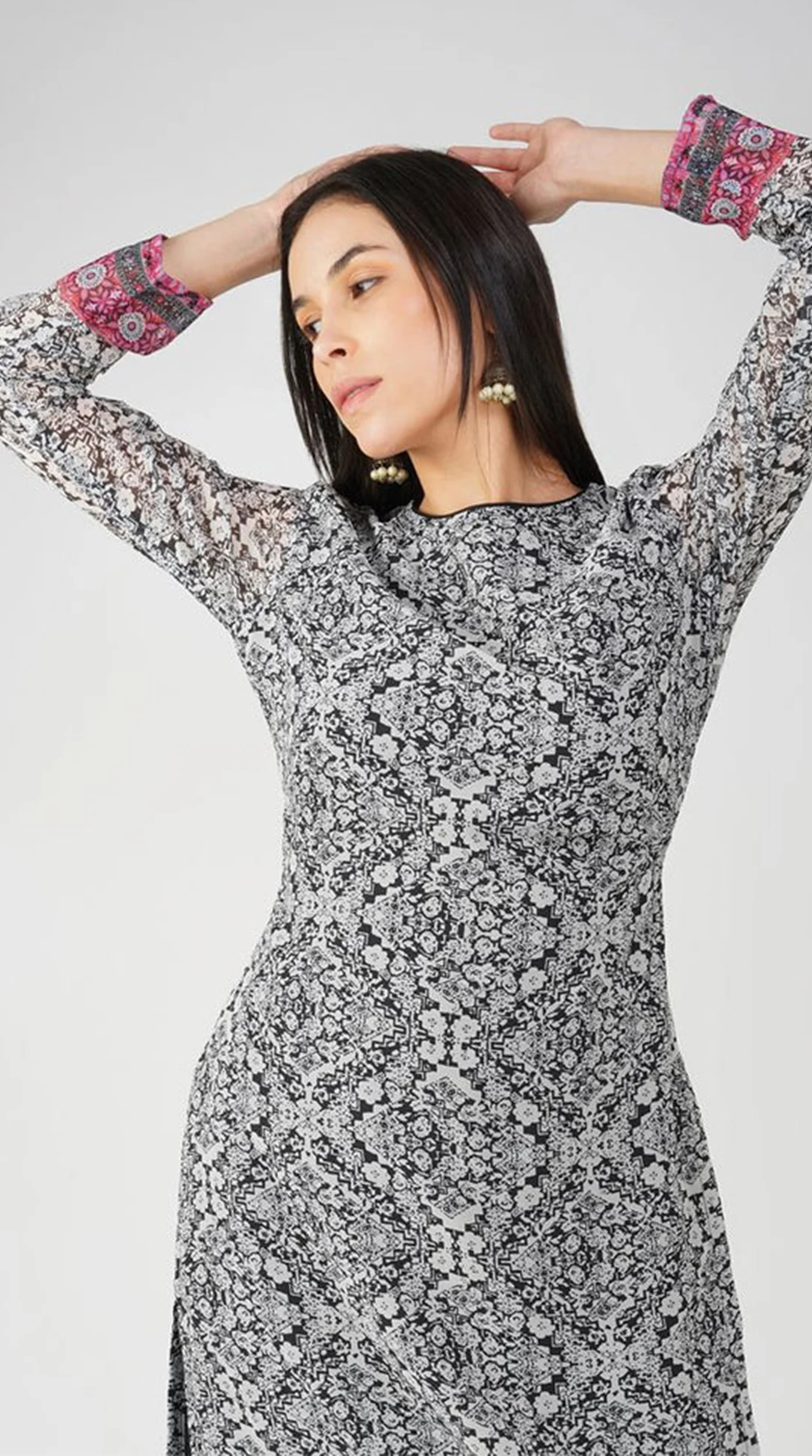 Beige Printed Georgette Suit Set - Image 5