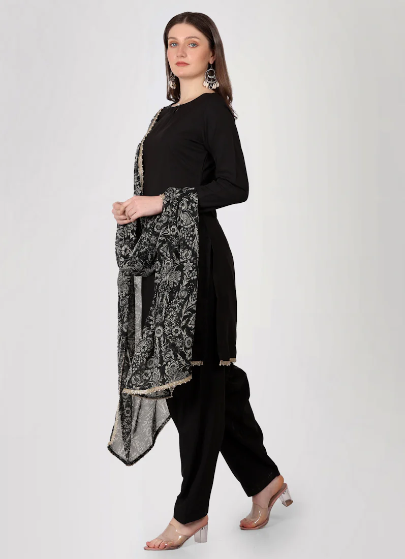 Black Crepe Printed Dupatta Suit Set - Image 3