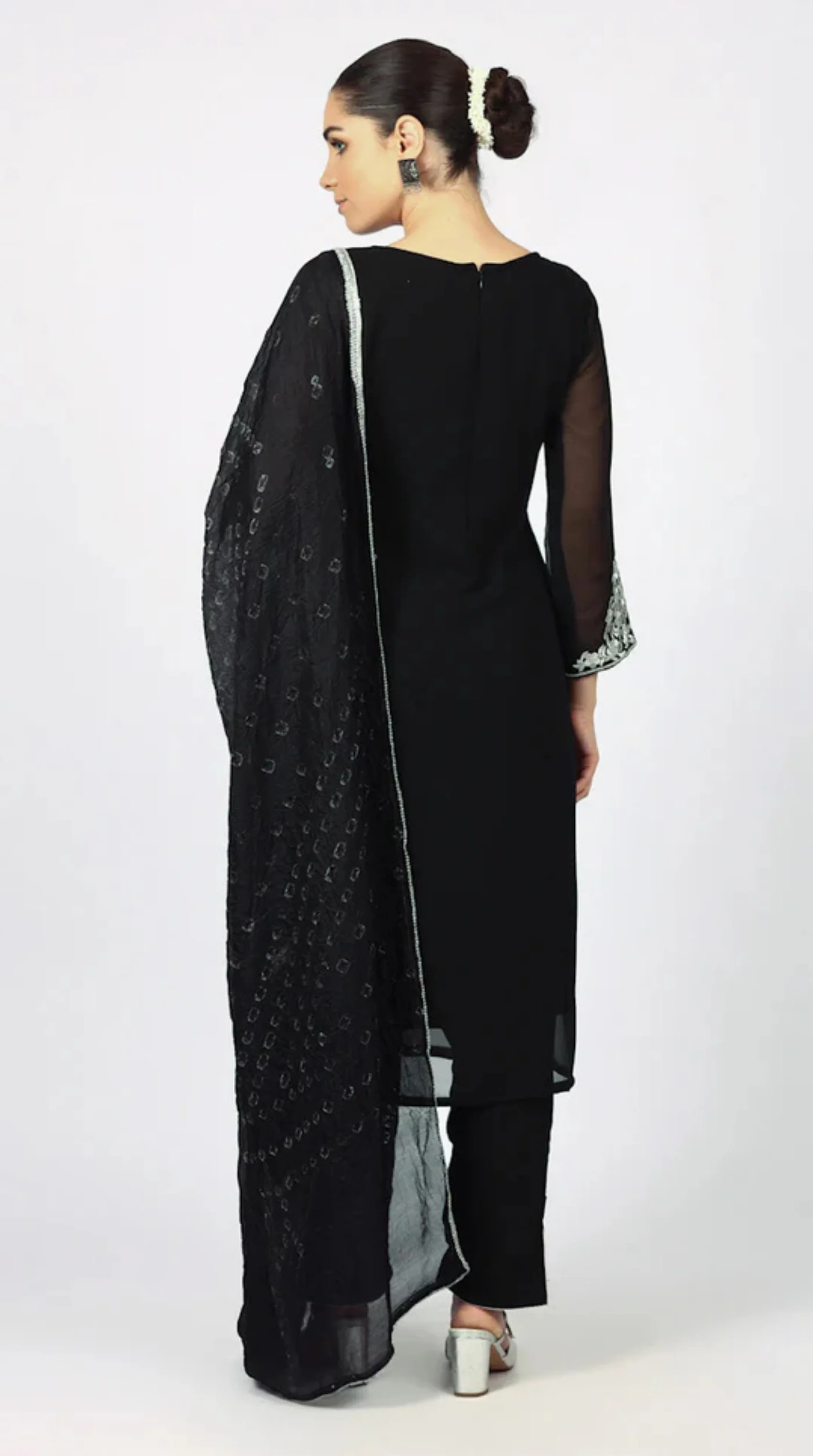 Black Georgette Bandhani Dupatta Suit Set - Image 5