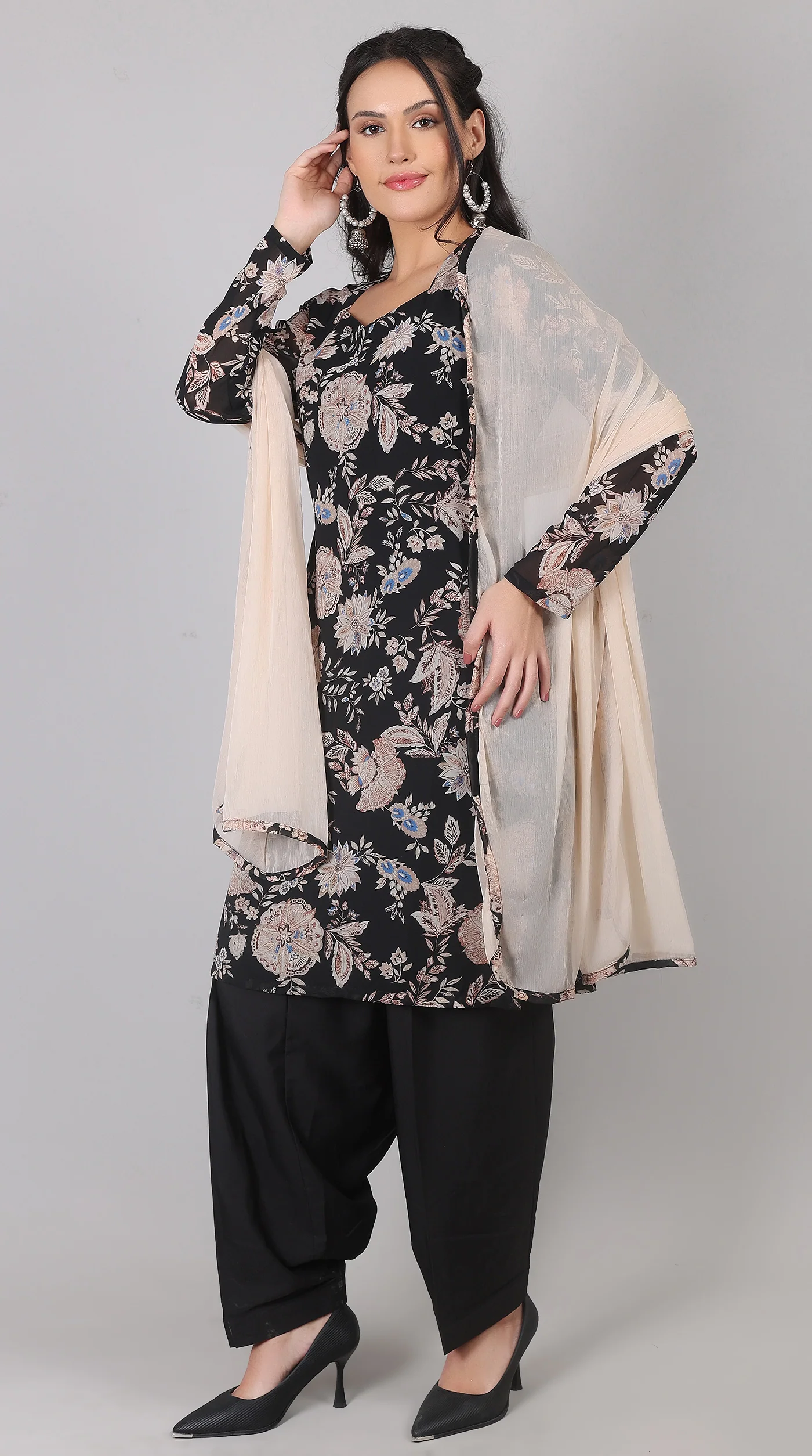 Black Georgette Salwar Suit with Beige Chiffon Dupatta - Image 3
