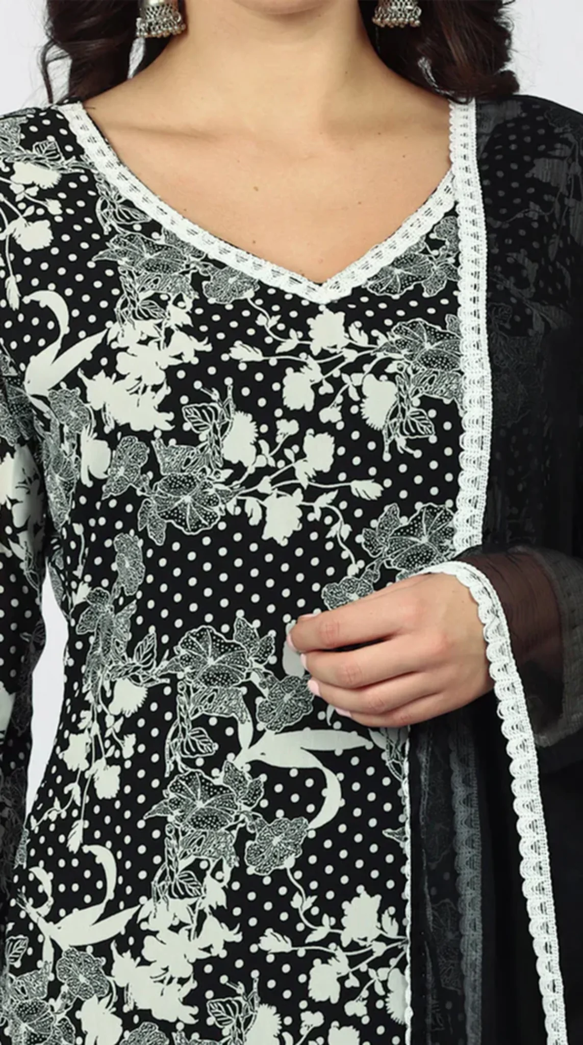 Black Georgette Shift Suit Set - Image 7