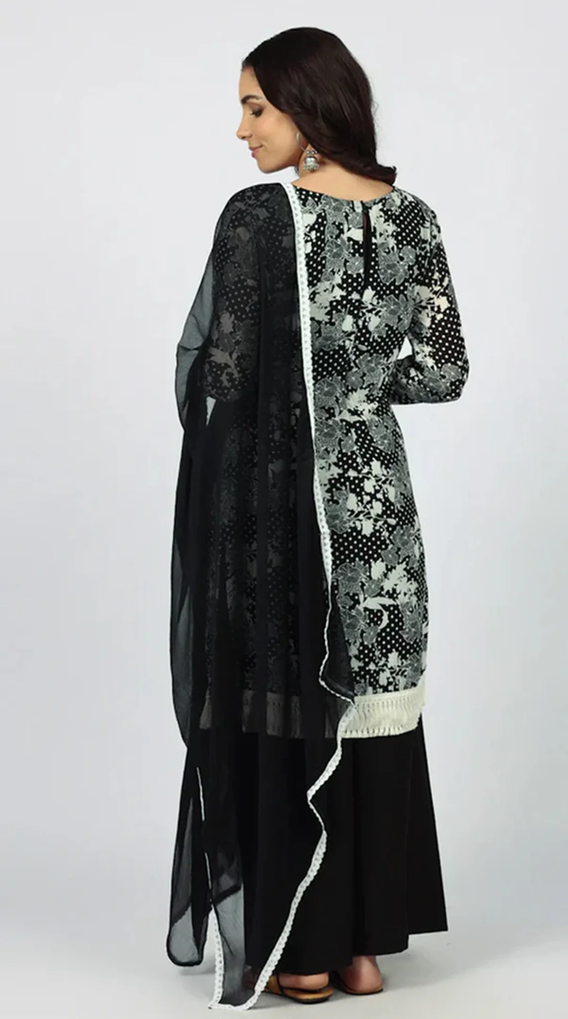Black Georgette Shift Suit Set - Image 8