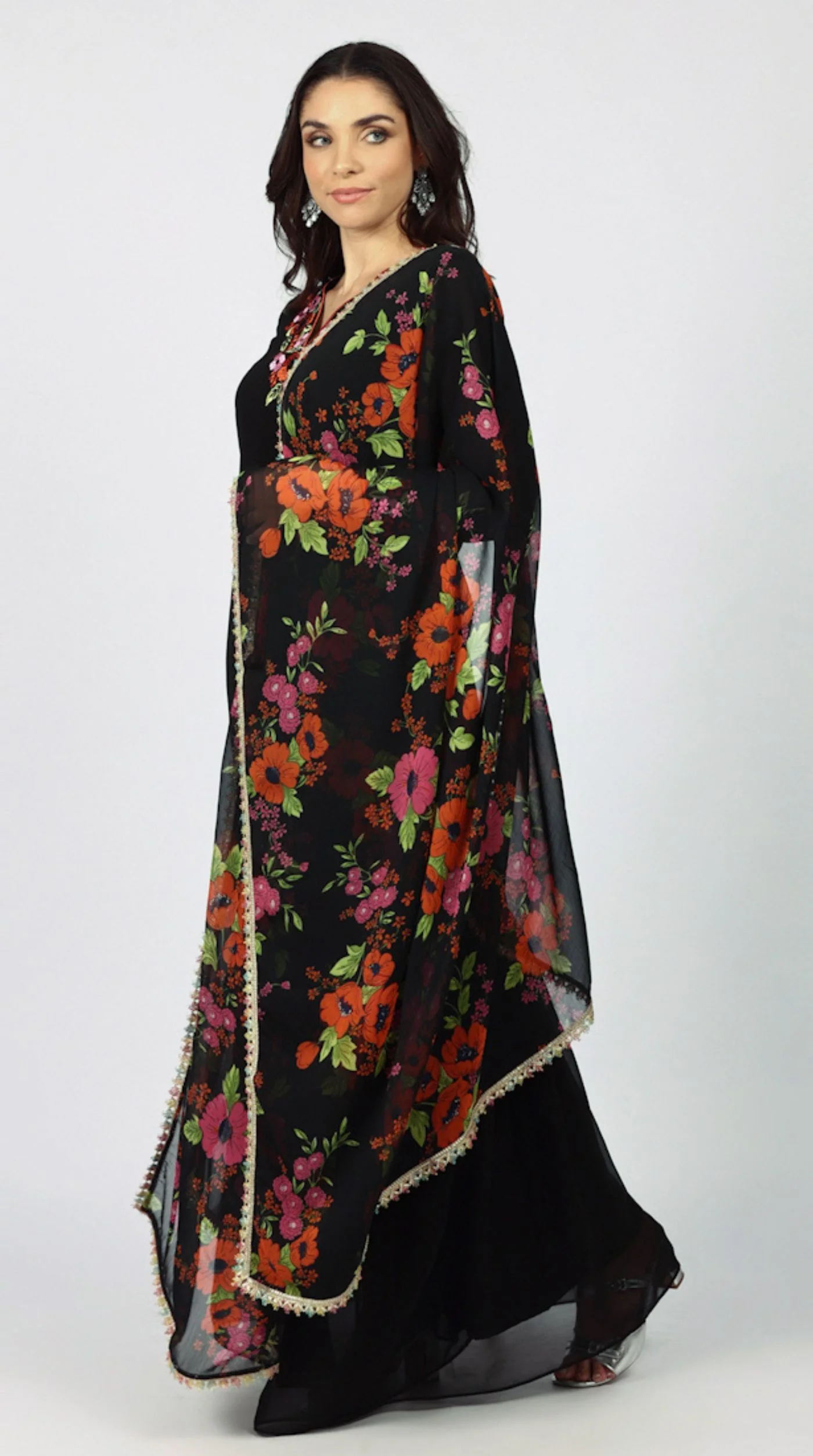 Black Georgette Thread Embroidered Suit Set - Image 3