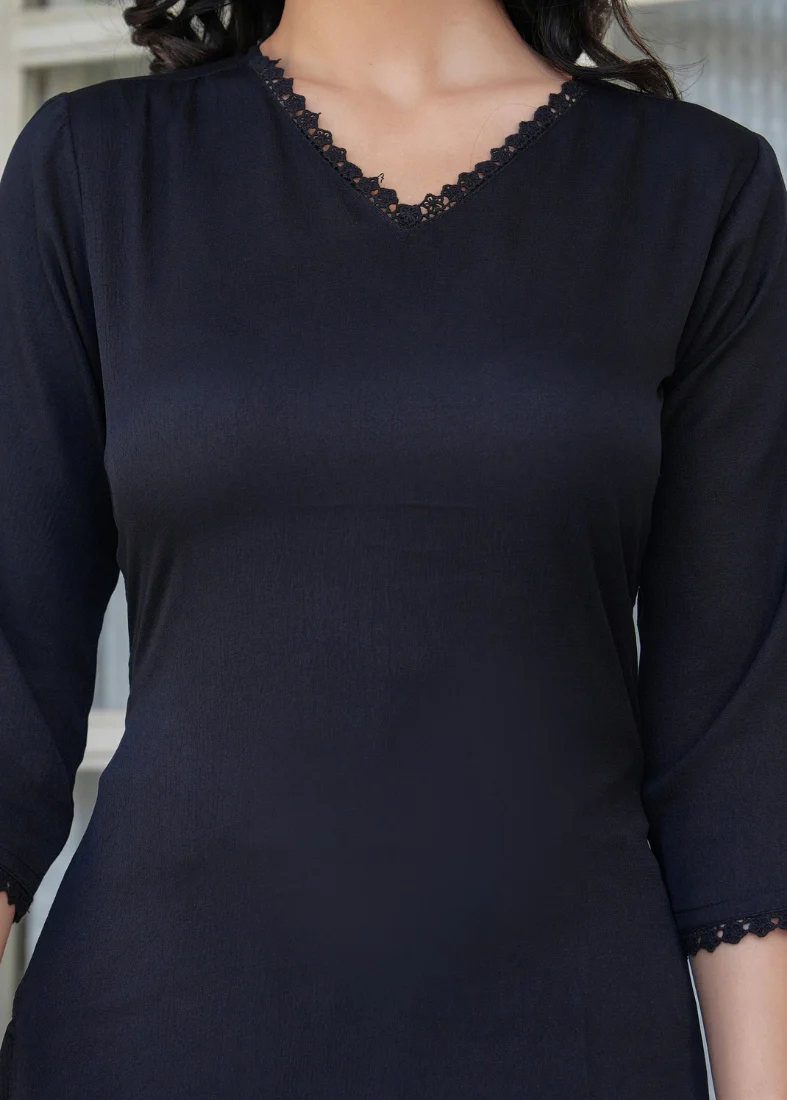Black Moss Crepe Straight Cut Suit Set - Image 3