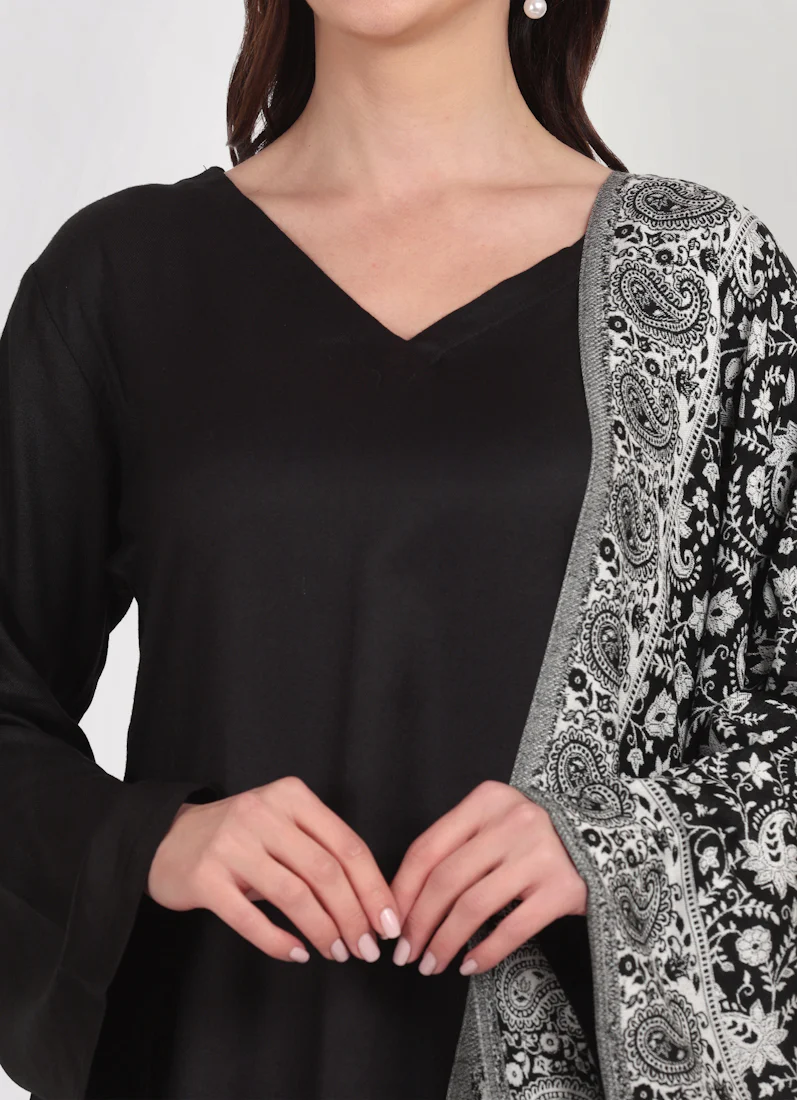 Black Rayon A-Line Shawl Suit Set - Image 6