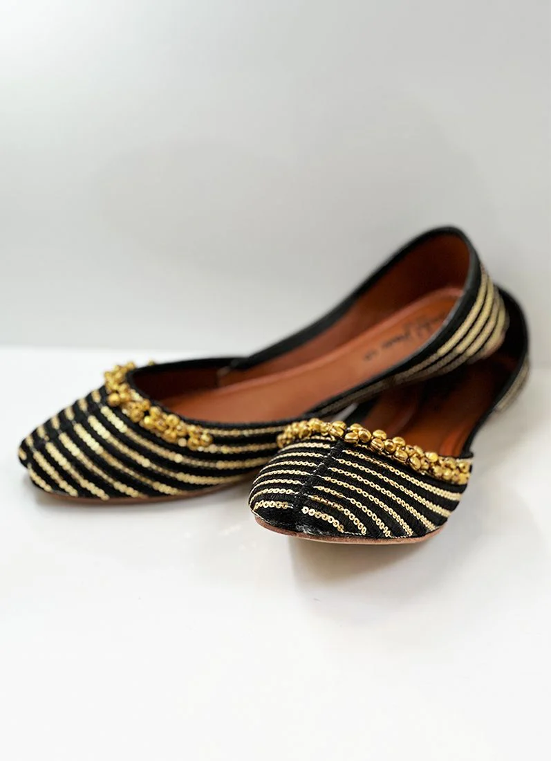 Black Resham and Sippy Juttis - Image 3