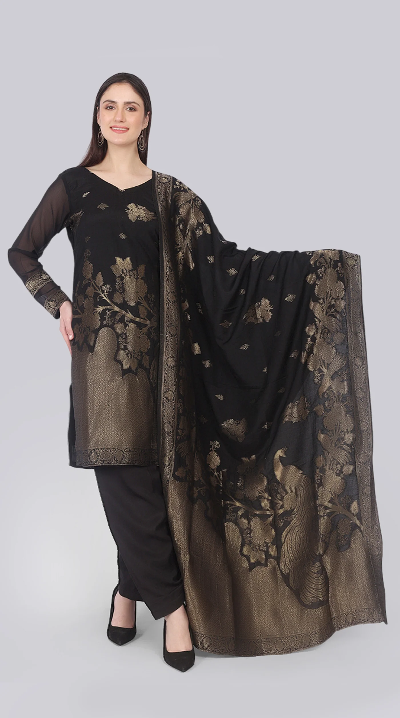 Black Silk Shift Suit Set with Gold Weave Dupatta - Image 3