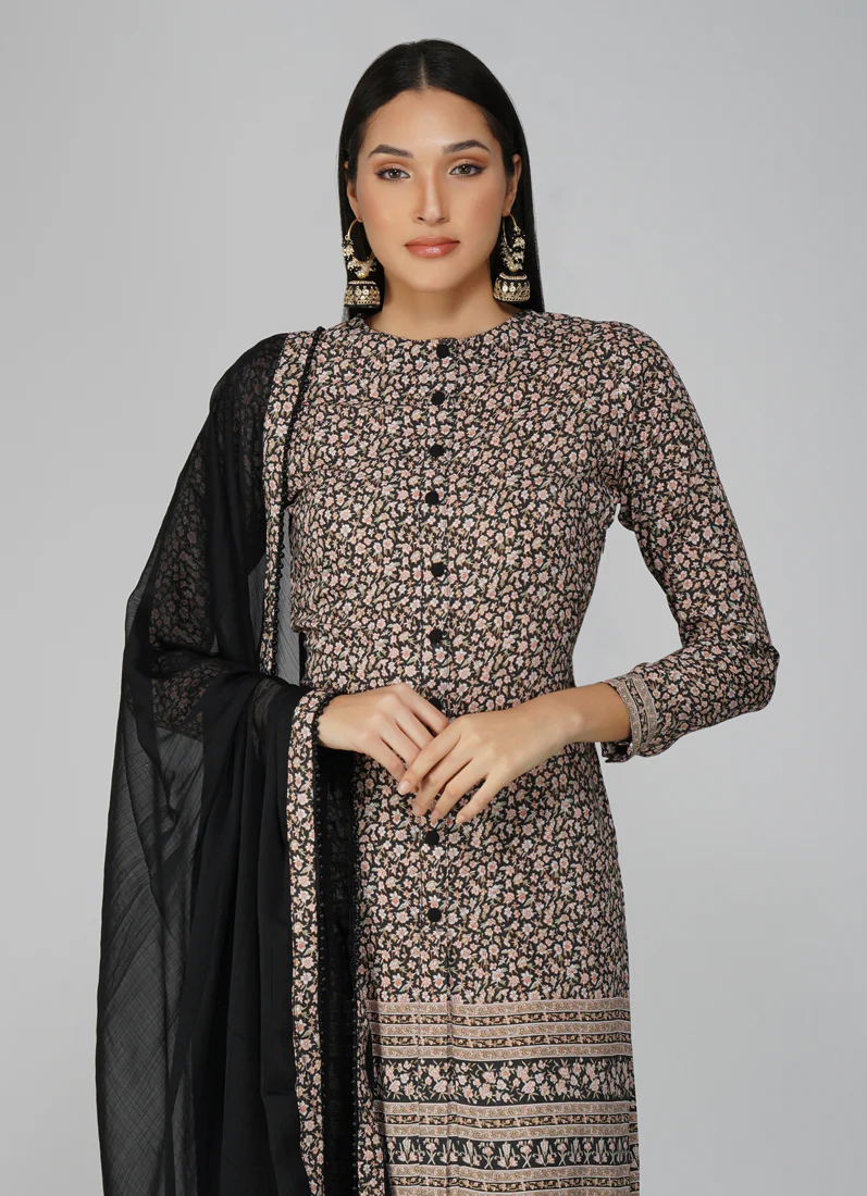 Black Straight Cut With Front Slit Suit Set - Image 3