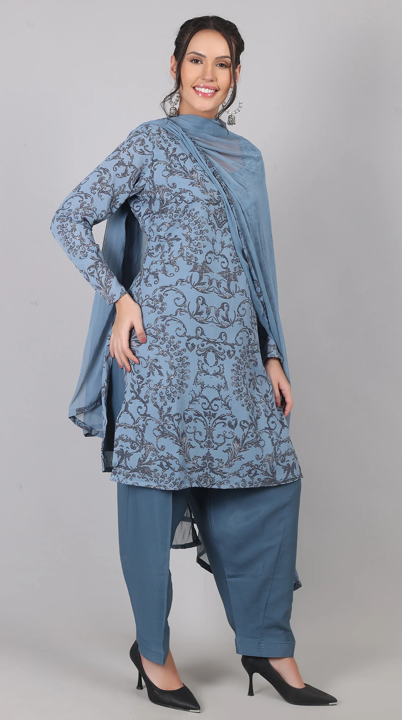 Blue Georgette Sweetheart Neck Salwar Suit with Chiffon Dupatta - Image 5