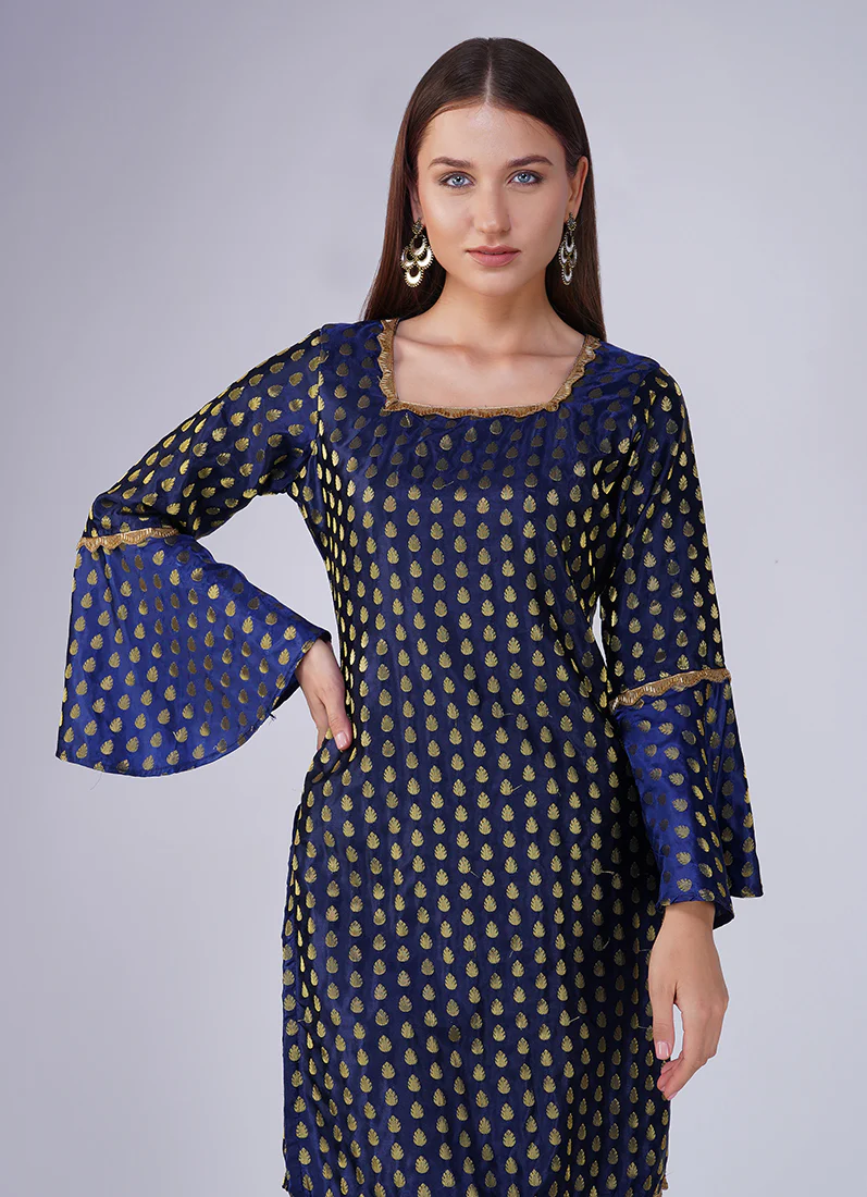 Blue Jacquard Shift Style Suit - Image 2