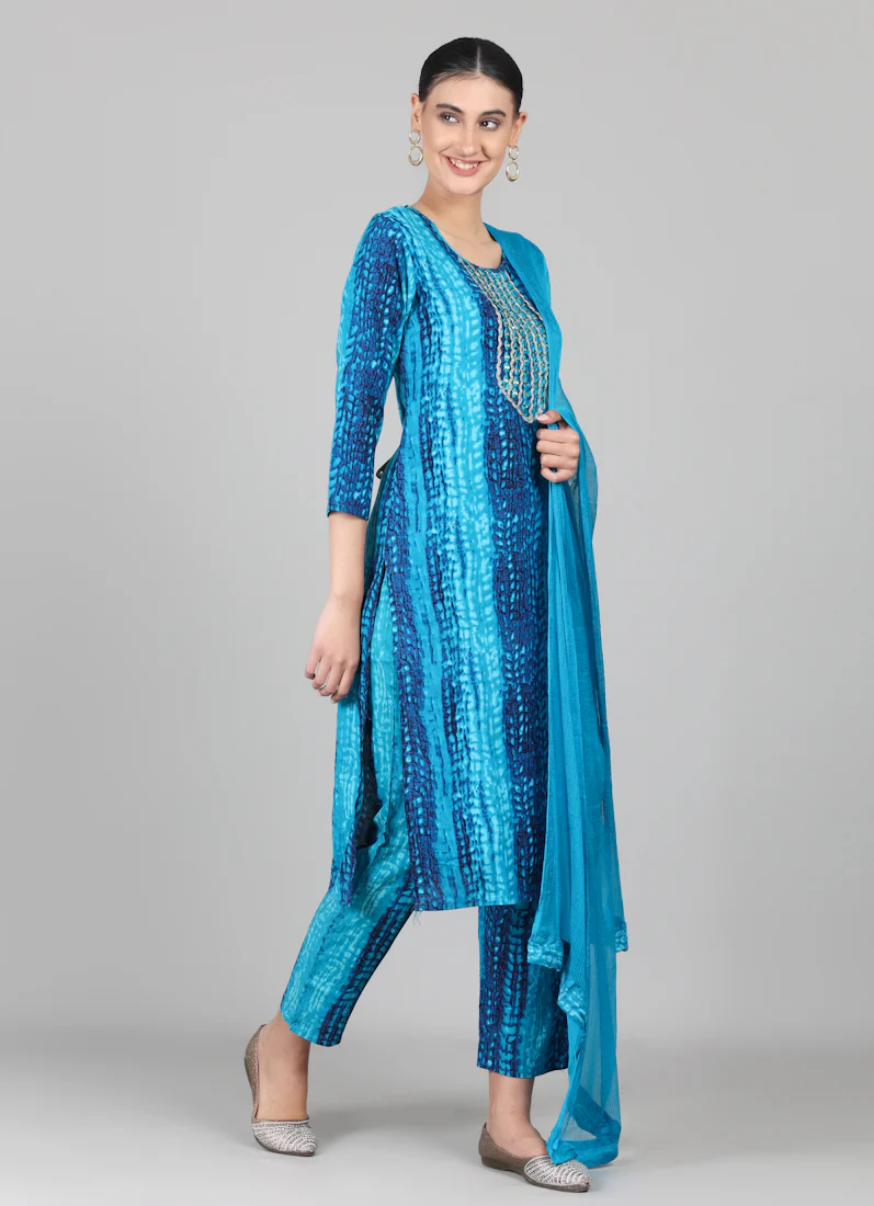 Blue Rayon Thread Sequin Embroidered Suit Set - Image 5