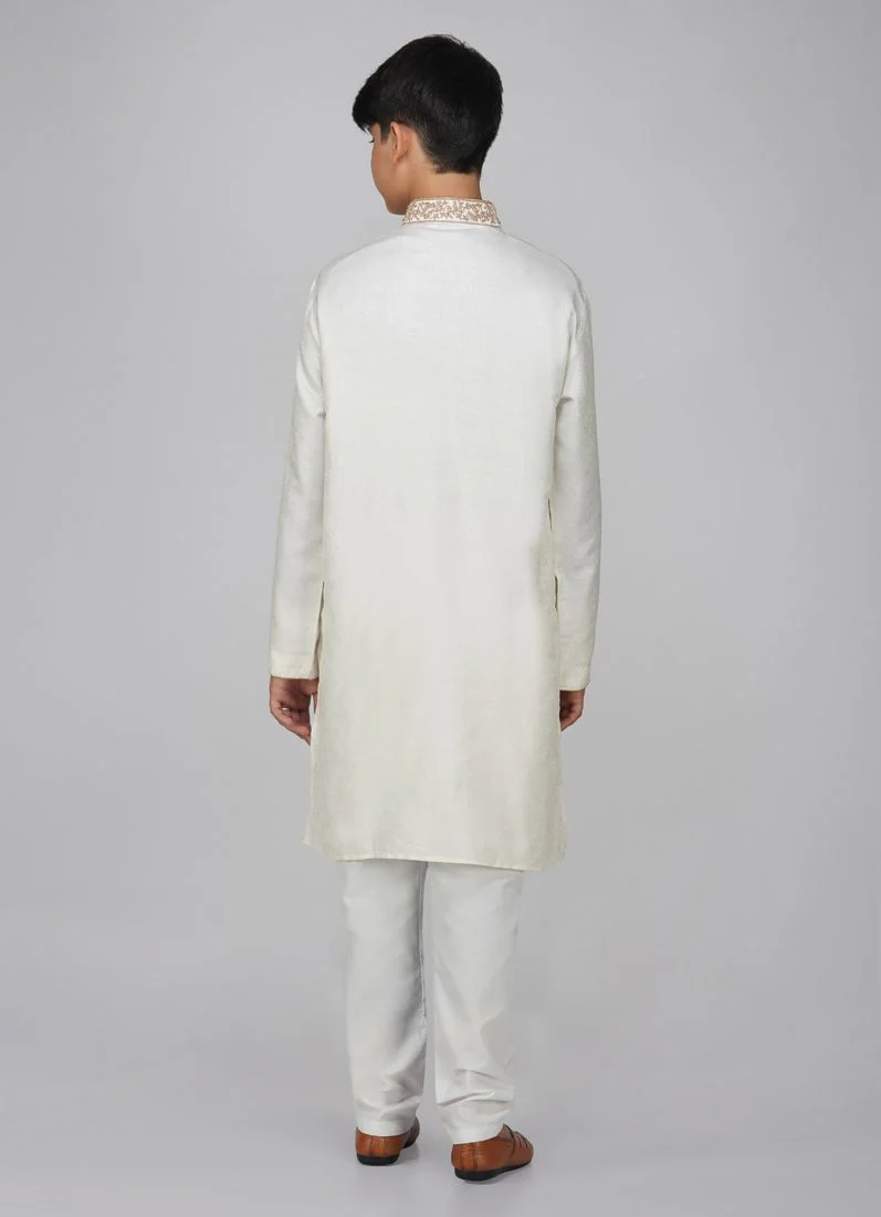 Boy's Cream Resham Brocade Kurta Set - Image 5