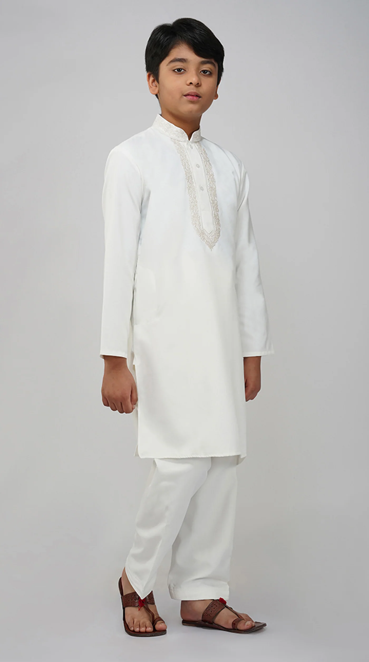 Boys  Embroidered Kurta Set - Image 4