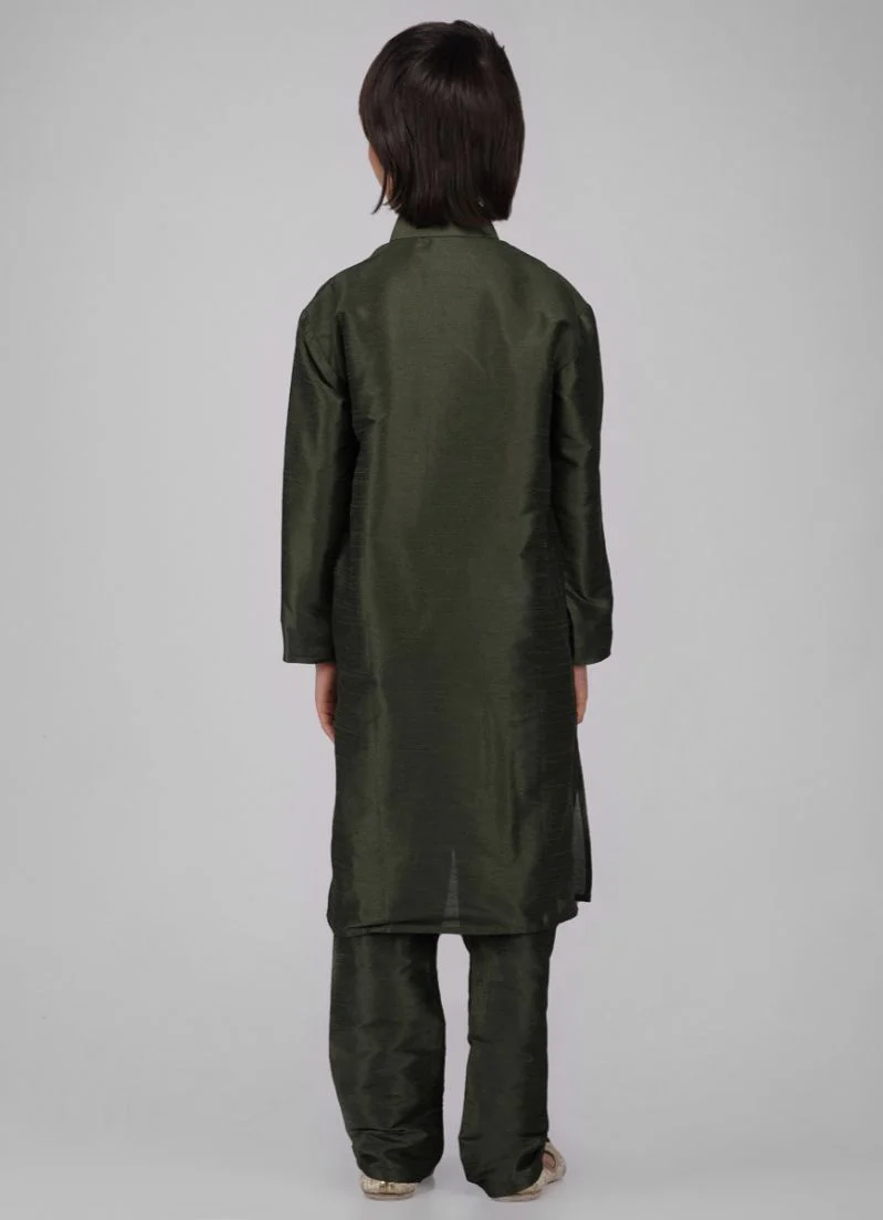 Boy's Green Raw Silk Kurta Pajama Set - Image 4