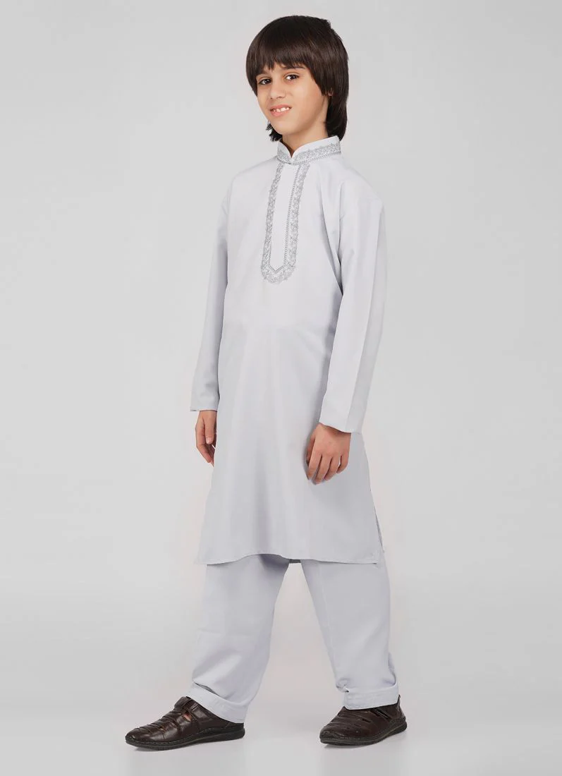 Boy's Grey Poyester Resham Thread Embroidered Kurta Salwar Set - Image 2