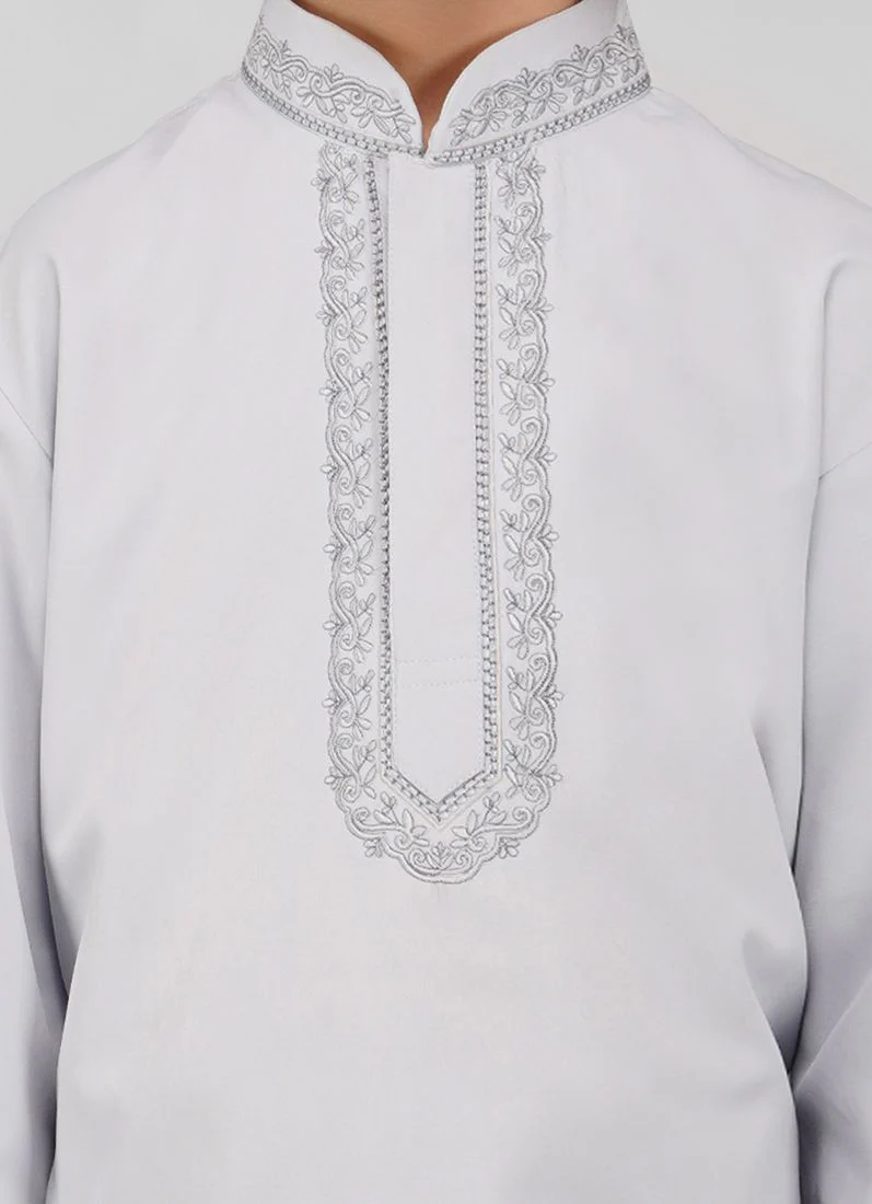 Boy's Grey Poyester Resham Thread Embroidered Kurta Salwar Set - Image 4