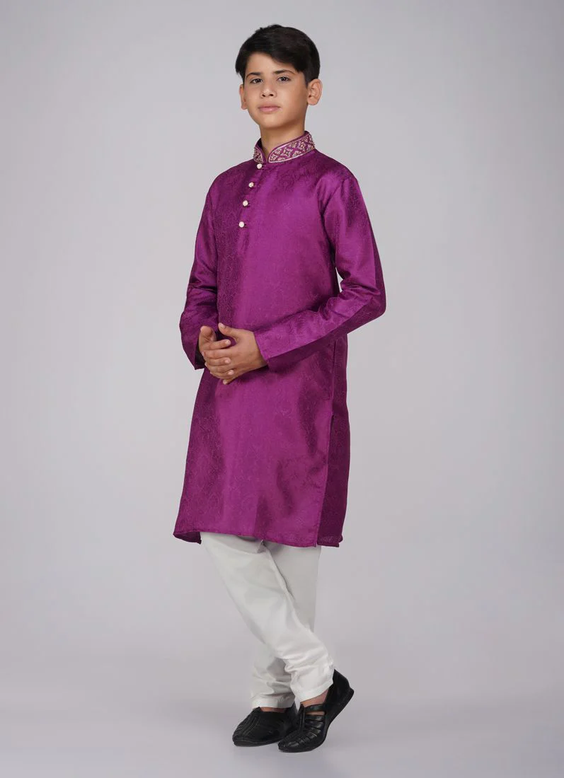 Boys Magenta Resham Brocade Kurta Pajama Set - Image 2