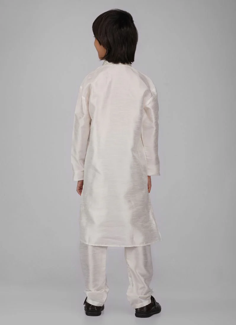 Boy's Off-White Zari Embroidered Raw Silk Kurta Pajama Set - Image 4