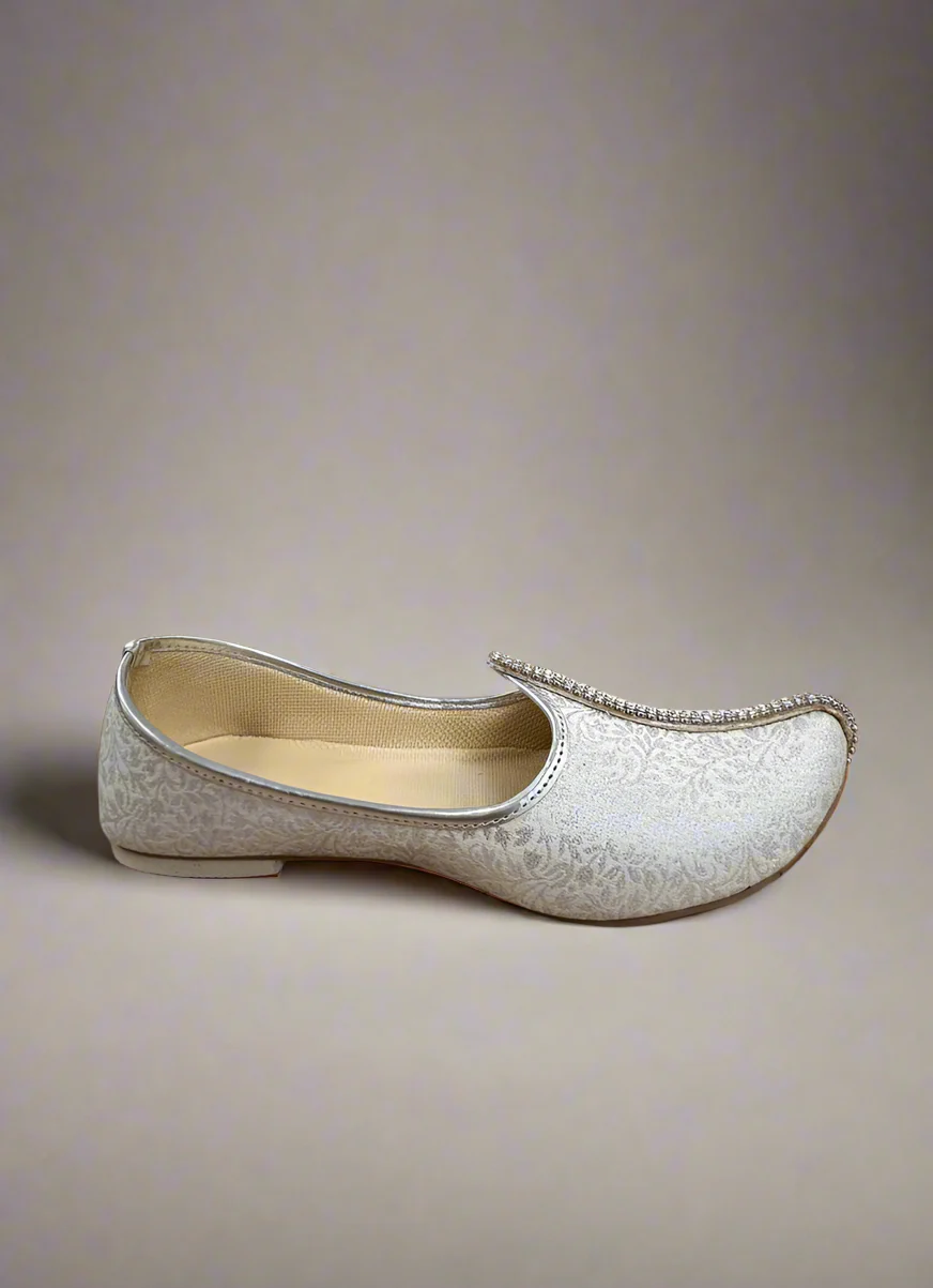 Brocade Cream Diamonte Jutti For Men - Image 3