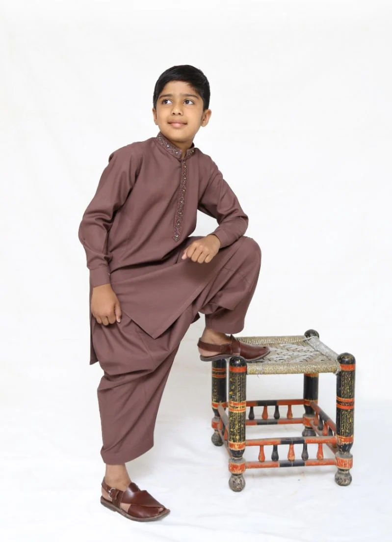 Maroon Embroidered Kurta and Salwar - Image 2