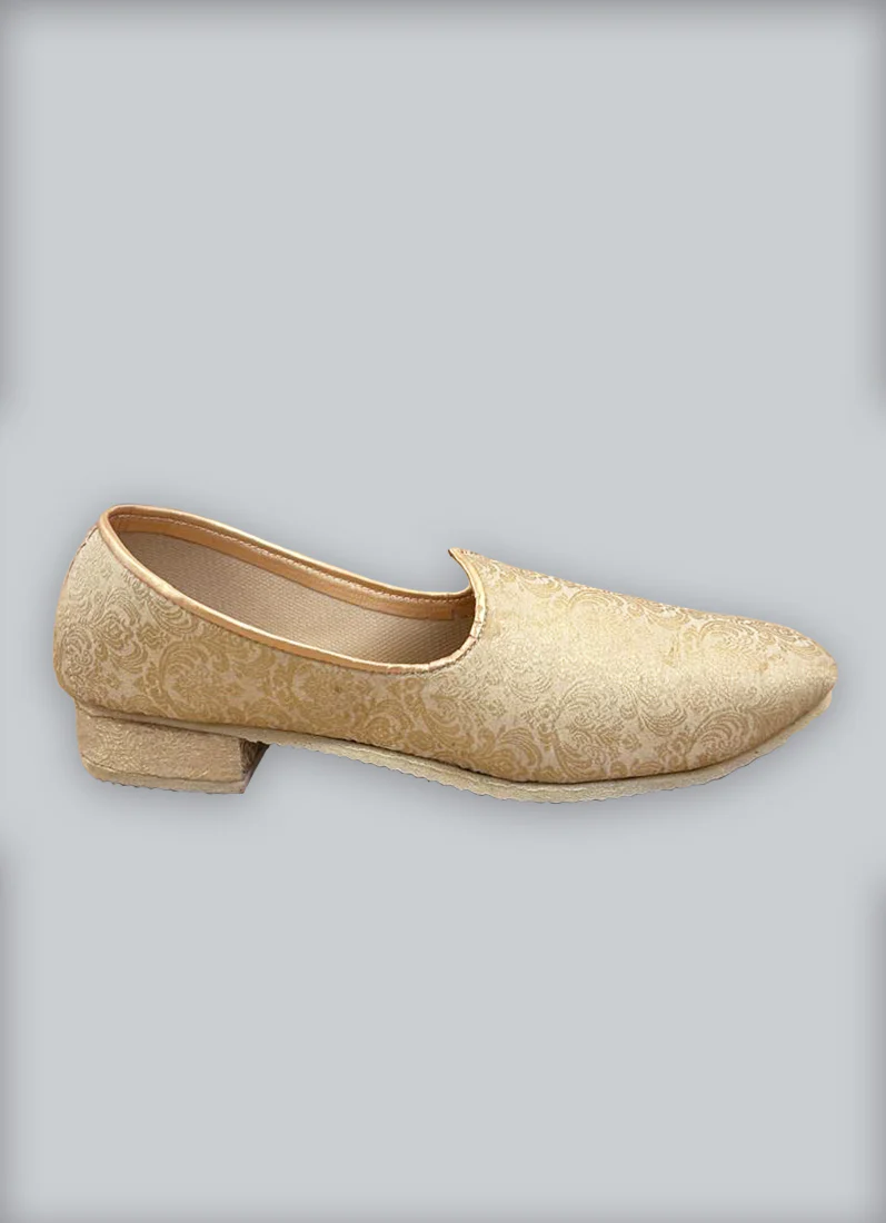 Cream Brocade Jutti with Grip Sole - Image 2