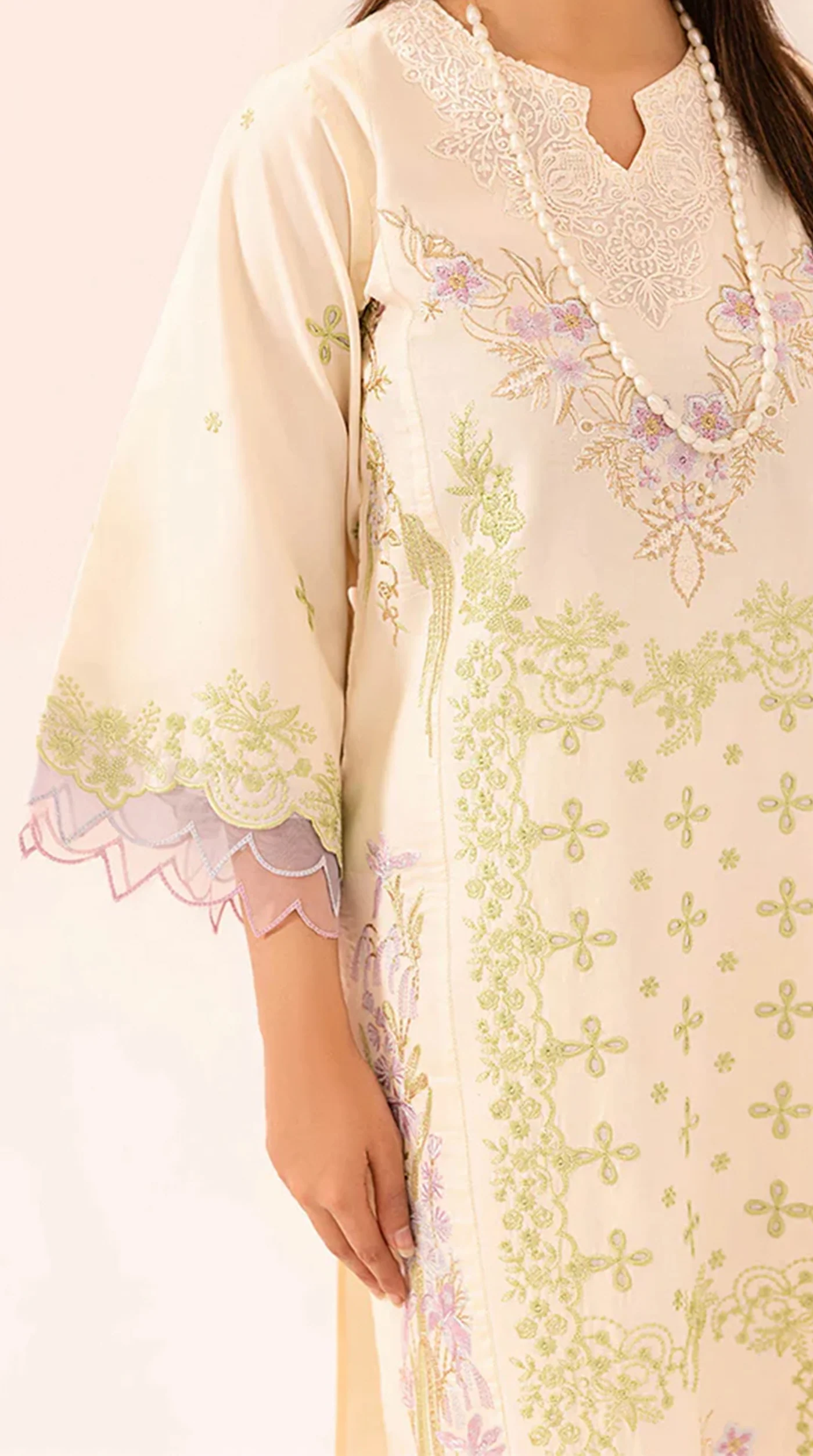 Cream Lawn Embroidered Suit Set - Image 3