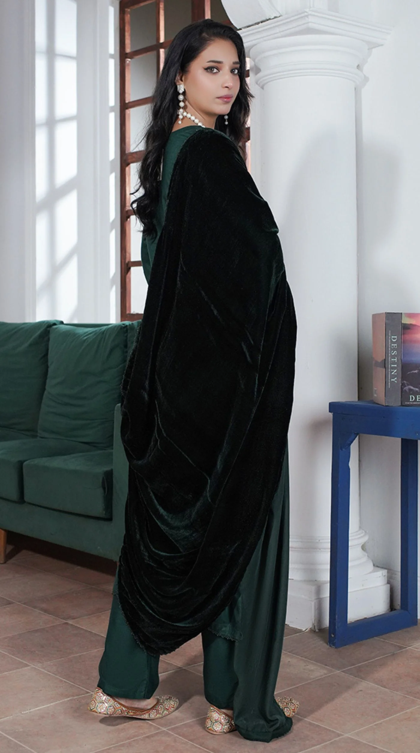 Dark Green Linen Velvet Dupatta Suit Set - Image 3