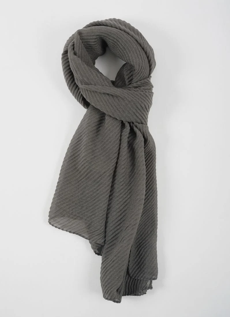 Dark Grey Cotton Crinkled scarf - Image 2