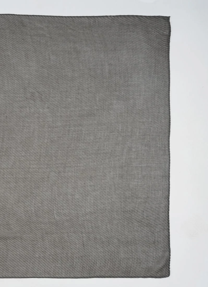 Dark Grey Cotton Crinkled scarf - Image 4