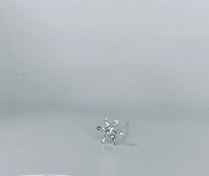 Diamante Star Bun Pins Silver - Image 3