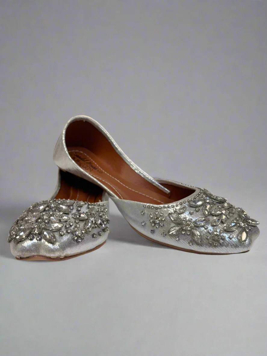 Silver Diamonte Juttis - Image 4