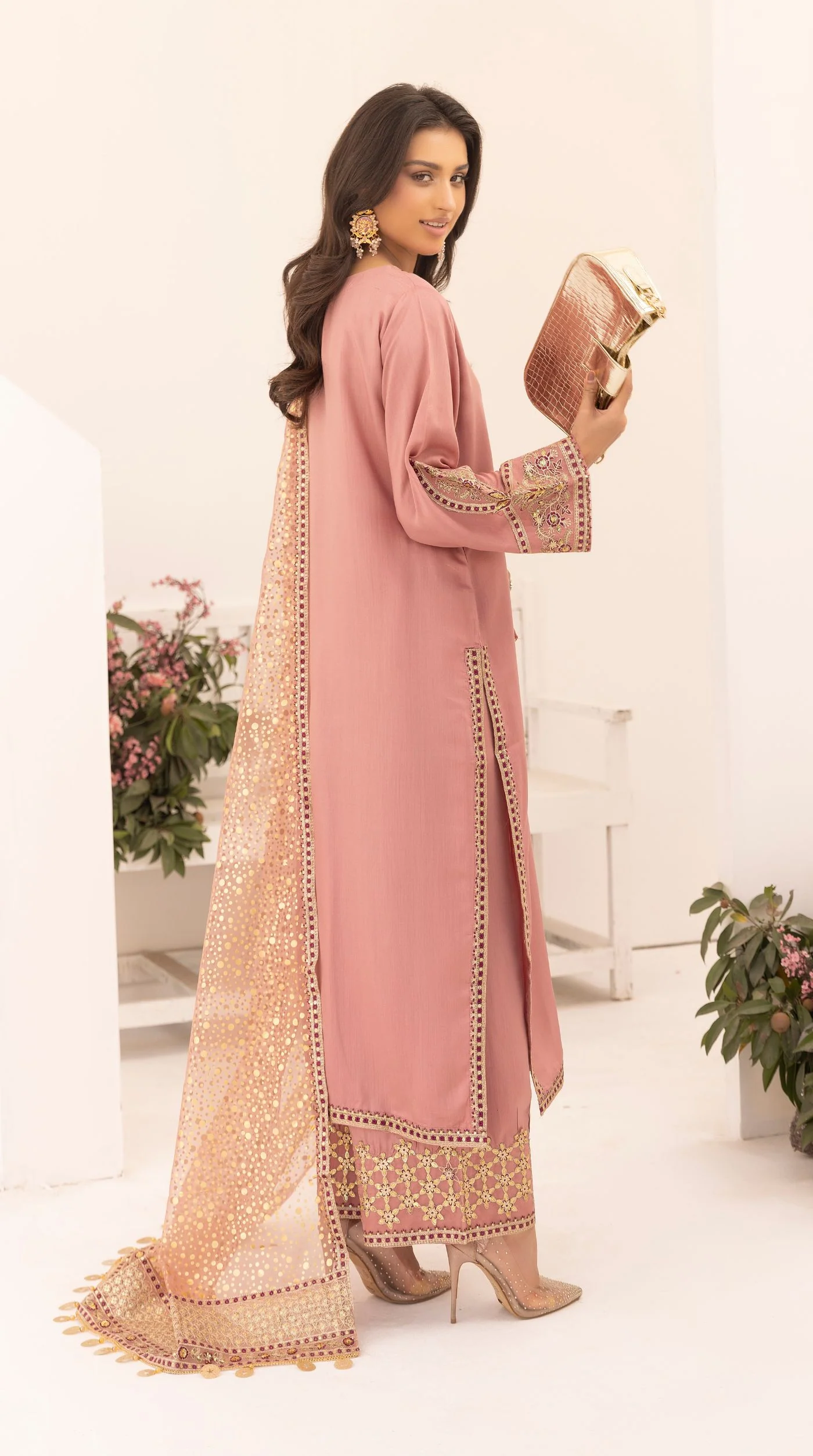 Dusty Rose Embroidered Salwar Kameez – Elegant Pakistani Festive Suit - Image 4