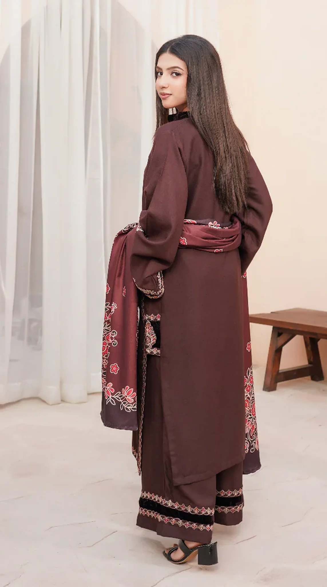 Elegant Brown Dhanak Suit Set - Image 2