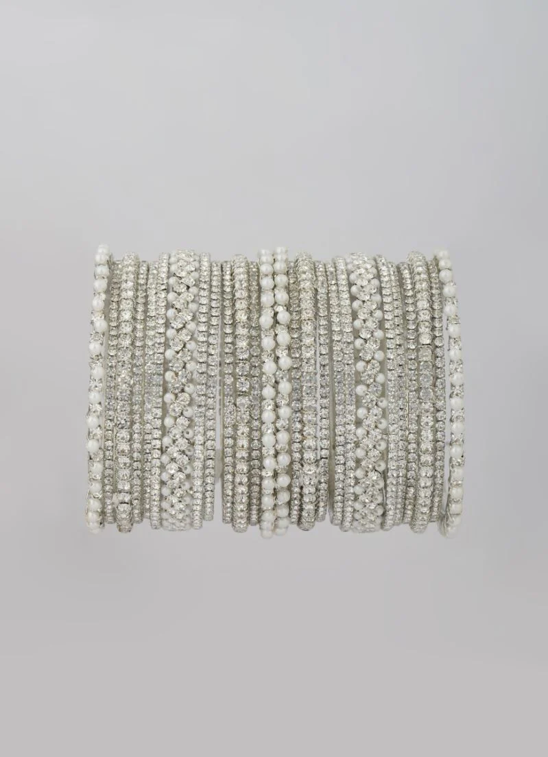 Exquisite Diamante Bangle Set - Image 3