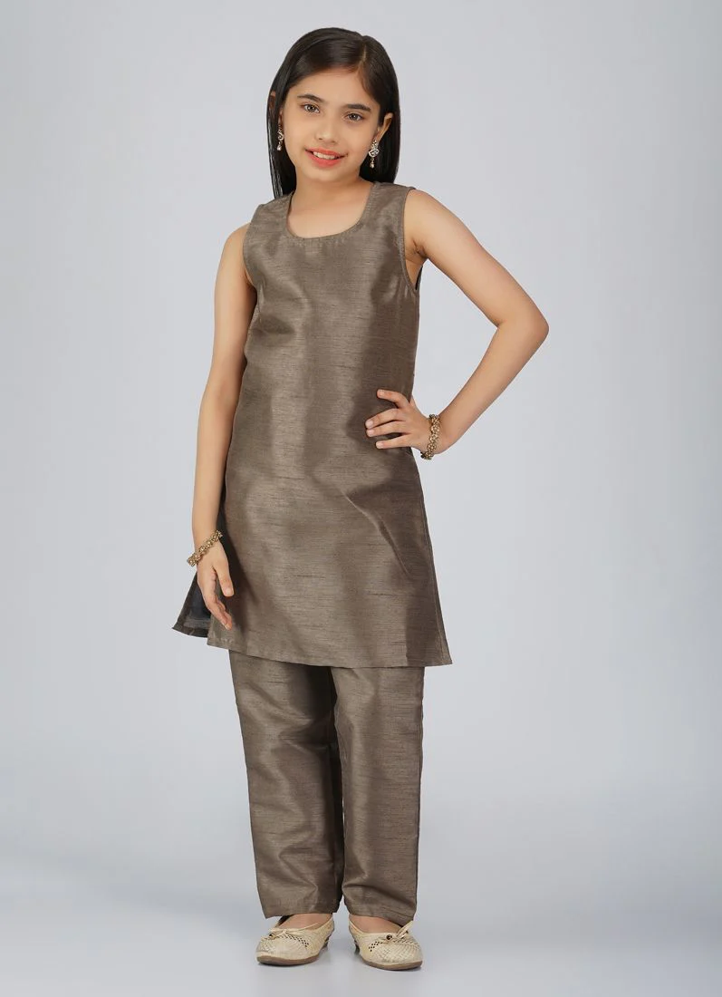 Girls Grey Sequined Jacket Suit with Inner & Chiffon Dupatta - Image 3