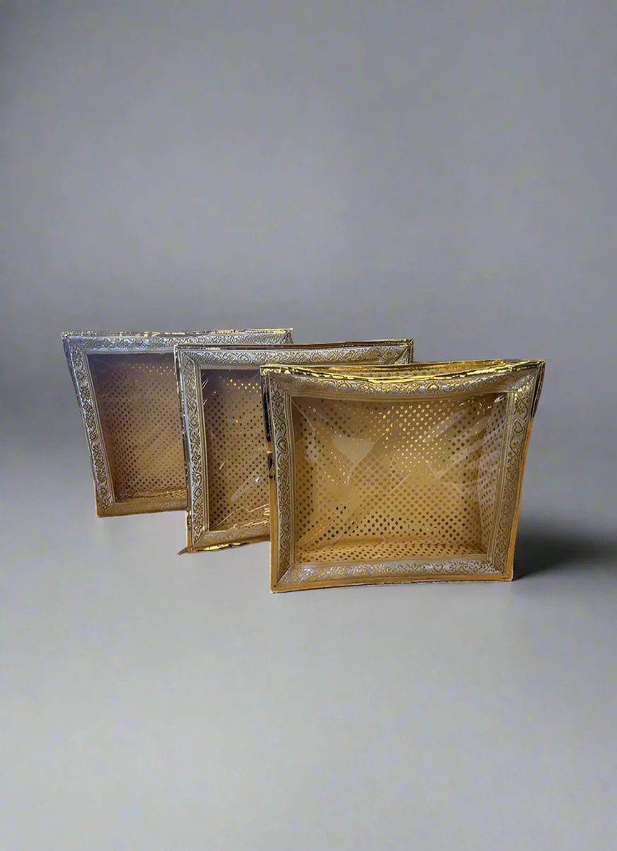 Gold Gift Box Small - Image 4