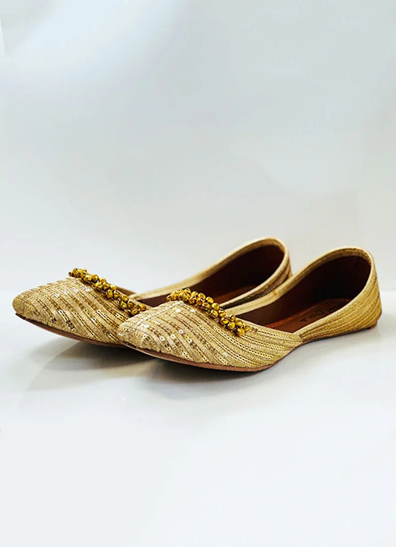Gold Resham and Sippy Juttis - Image 4