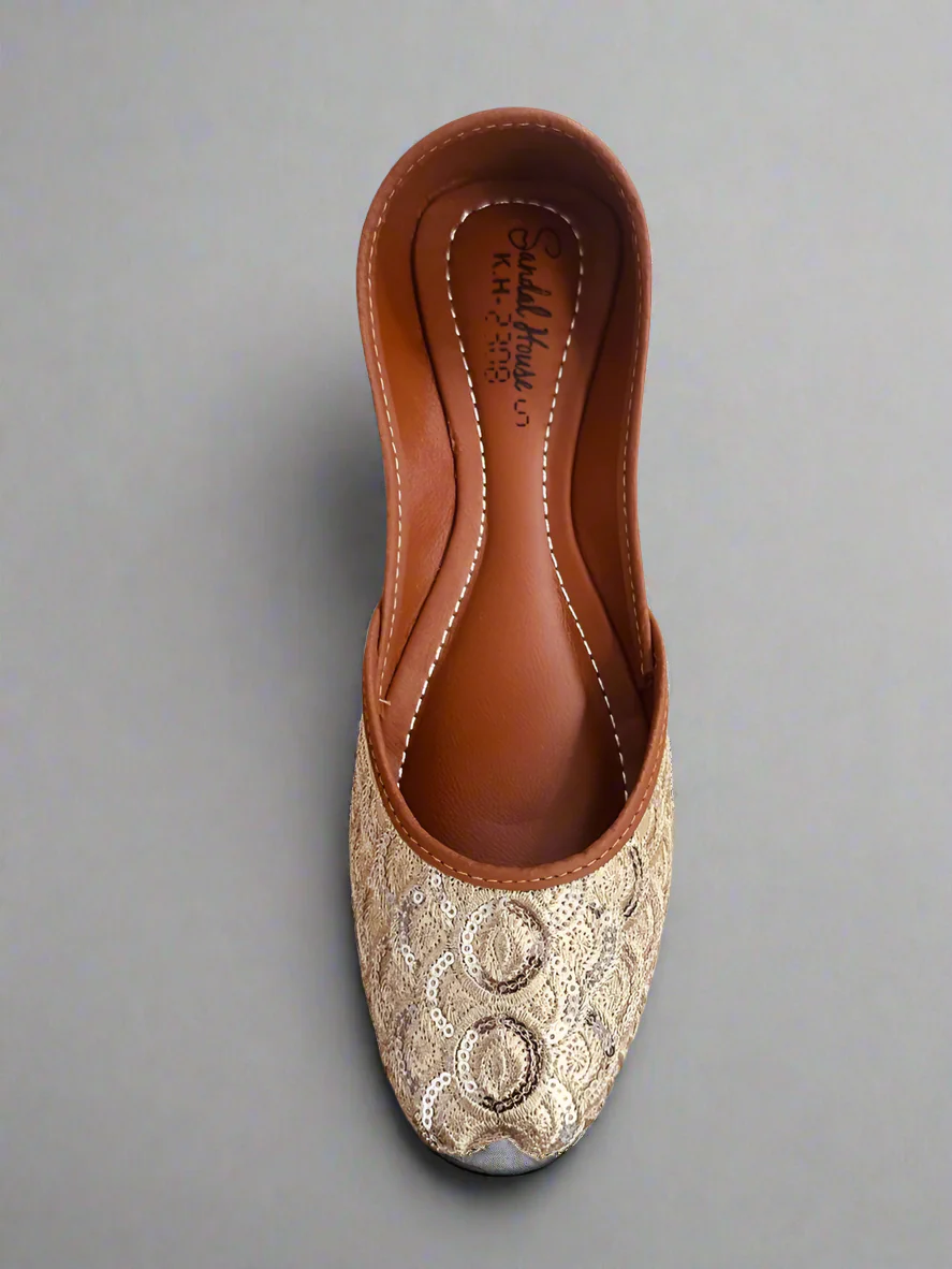 Gold Thread & Sequins Juttis - Image 2