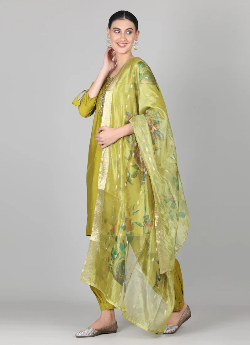 Green Chanderi Duaptta Suit Set - Image 3