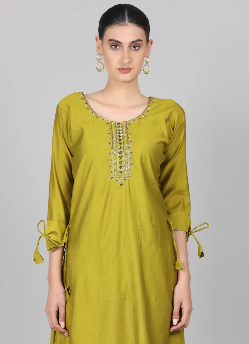 Green Chanderi Duaptta Suit Set - Image 5