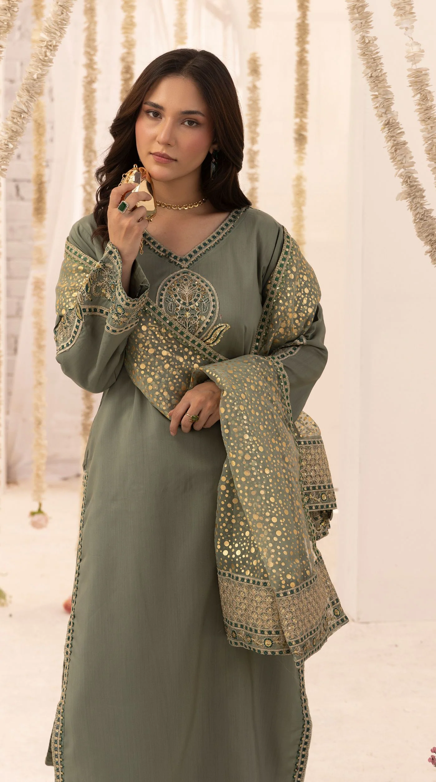 Green Embroidered Salwar Kameez– Elegant Pakistani Festive - Image 3
