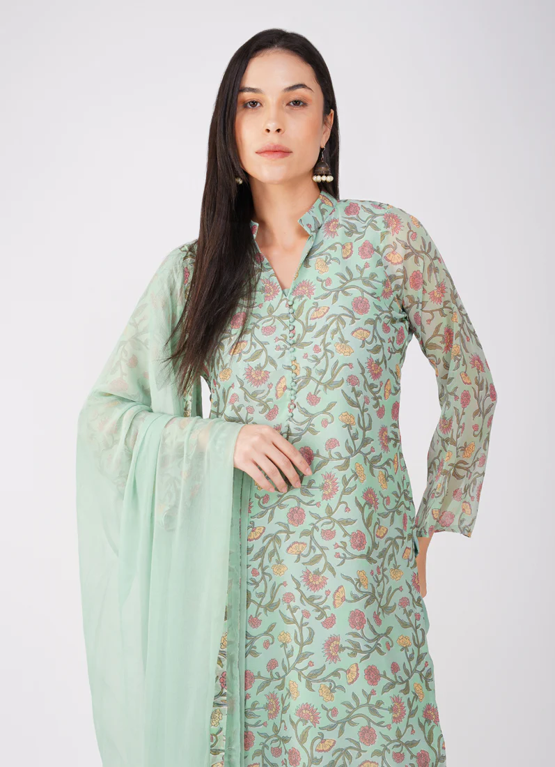 Green Georgette Trouser  Suit Set - Image 2