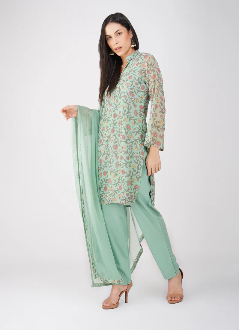Green Georgette Trouser  Suit Set - Image 7