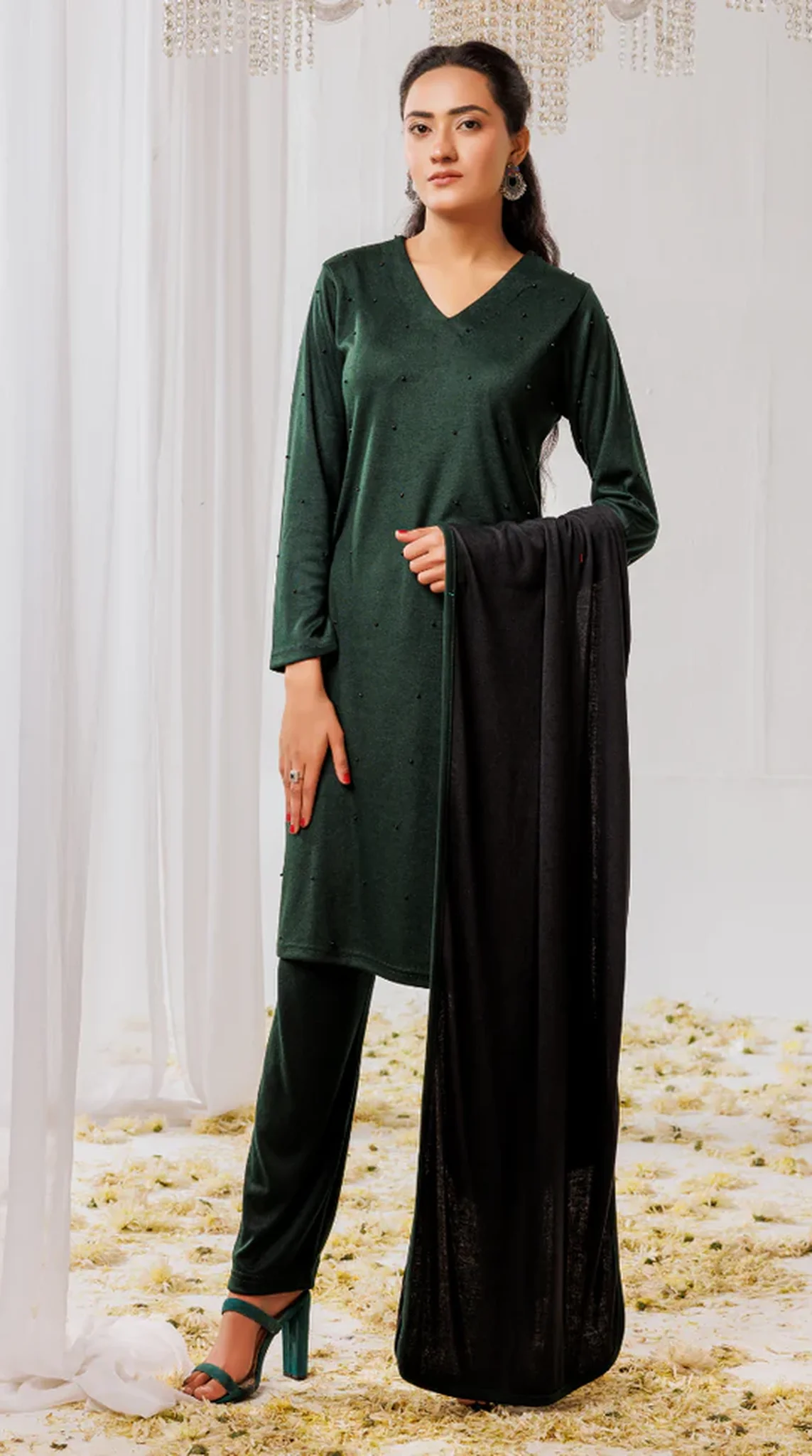Green Woollen Knitwear Suits with Dupatta - Image 3