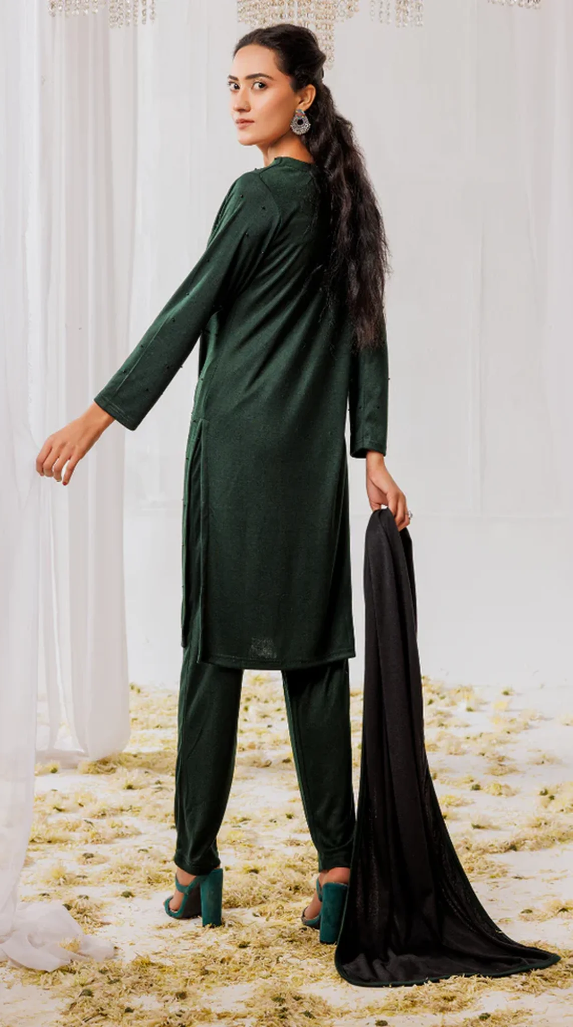 Green Woollen Knitwear Suits with Dupatta - Image 4