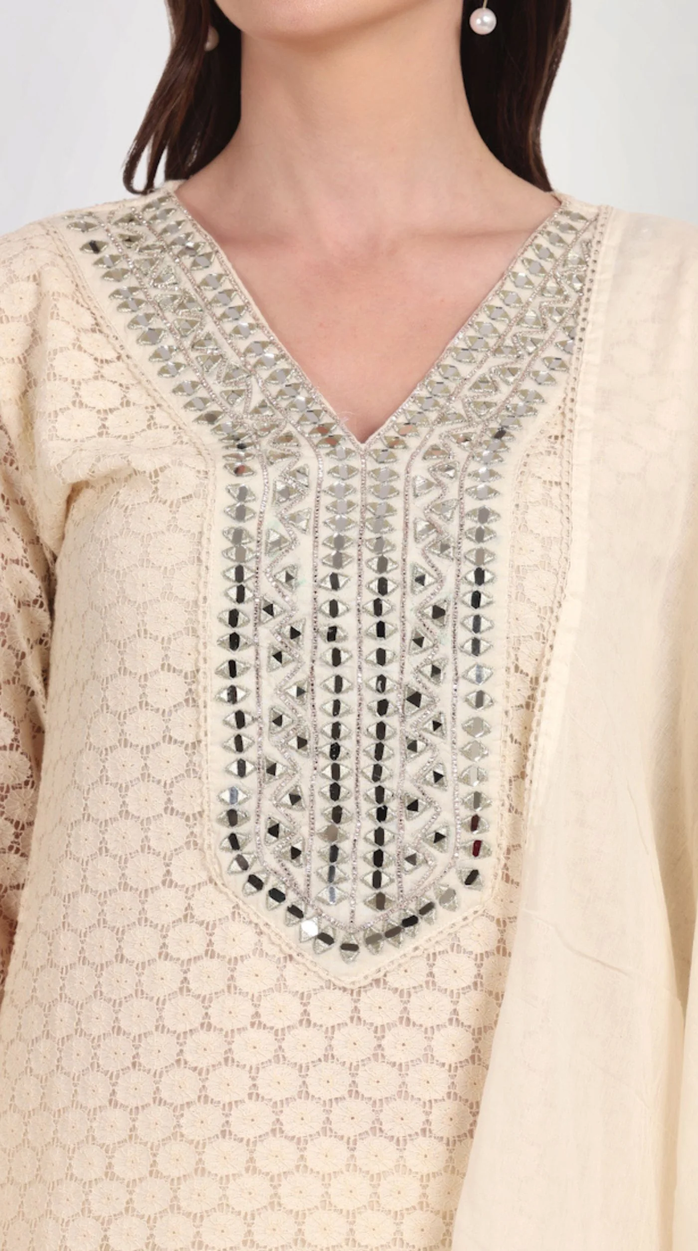Ivory Embroidered Suit Set - Image 5