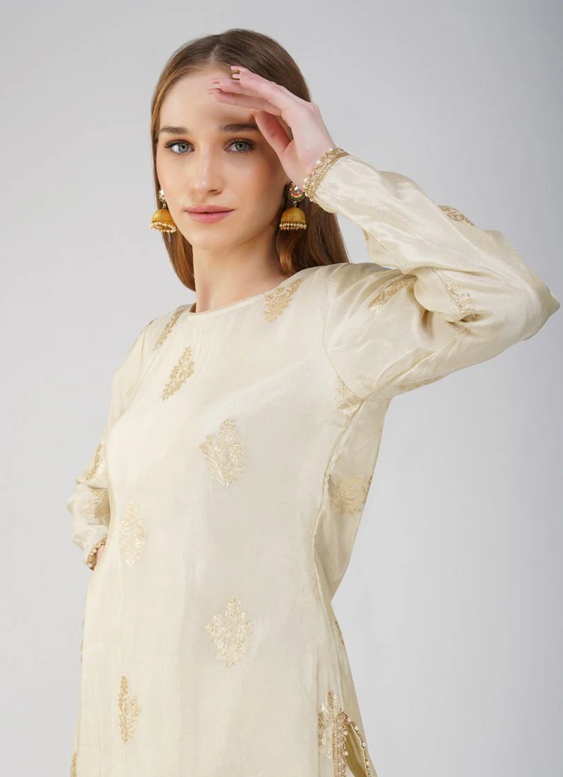 Ivory Viscose Georgette Suit Set - Image 5